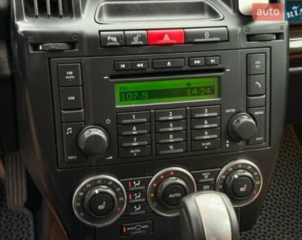 Білий Ленд Ровер Freelander, об'ємом двигуна 2.18 л та пробігом 295 тис. км за 13700 $, фото 10 на Automoto.ua