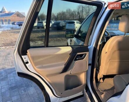 Білий Ленд Ровер Freelander, об'ємом двигуна 2.18 л та пробігом 235 тис. км за 14499 $, фото 20 на Automoto.ua