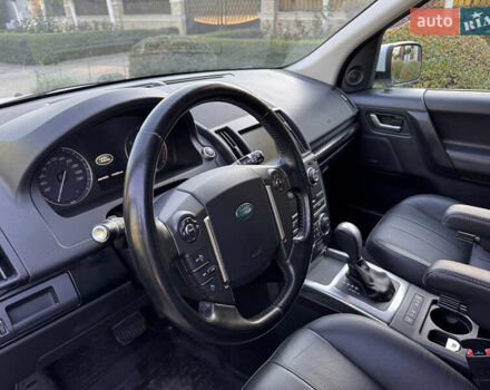 Білий Ленд Ровер Freelander, об'ємом двигуна 2.18 л та пробігом 140 тис. км за 16999 $, фото 38 на Automoto.ua