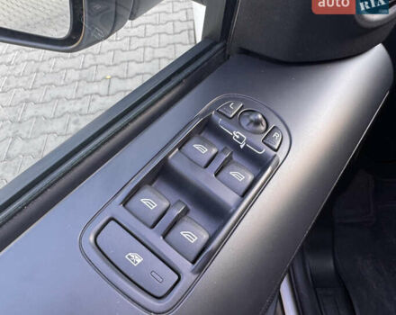 Білий Ленд Ровер Freelander, об'ємом двигуна 2.18 л та пробігом 140 тис. км за 16999 $, фото 36 на Automoto.ua