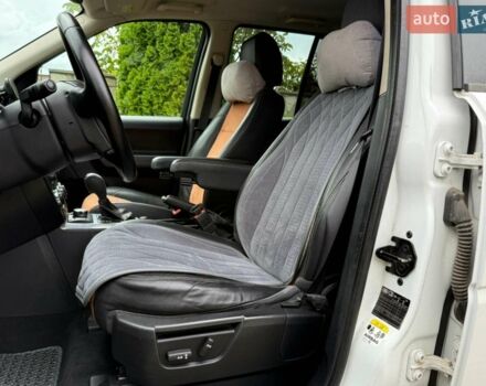 Білий Ленд Ровер Freelander, об'ємом двигуна 2.18 л та пробігом 295 тис. км за 13700 $, фото 14 на Automoto.ua