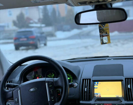 Білий Ленд Ровер Freelander, об'ємом двигуна 2.18 л та пробігом 235 тис. км за 14499 $, фото 18 на Automoto.ua