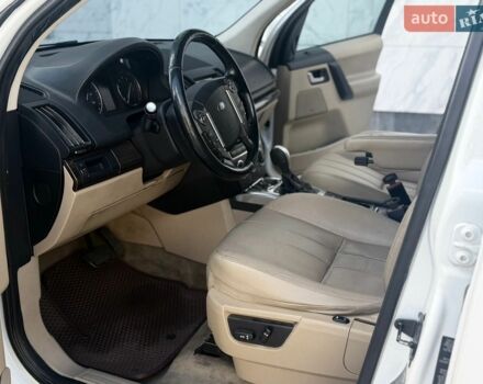 Білий Ленд Ровер Freelander, об'ємом двигуна 2 л та пробігом 268 тис. км за 9300 $, фото 13 на Automoto.ua