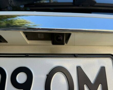 Білий Ленд Ровер Freelander, об'ємом двигуна 2.18 л та пробігом 180 тис. км за 13700 $, фото 3 на Automoto.ua