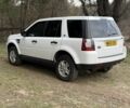 Белый Ленд Ровер Фрилендер, объемом двигателя 2.2 л и пробегом 225 тыс. км за 5000 $, фото 6 на Automoto.ua