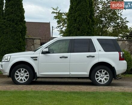 Білий Ленд Ровер Freelander, об'ємом двигуна 2.18 л та пробігом 295 тис. км за 13700 $, фото 37 на Automoto.ua
