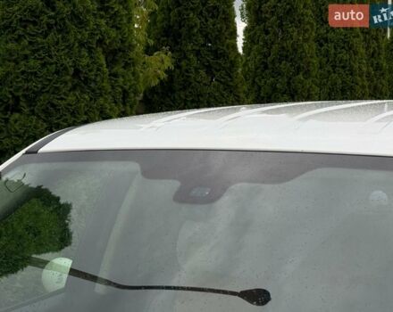 Білий Ленд Ровер Freelander, об'ємом двигуна 2.18 л та пробігом 295 тис. км за 13700 $, фото 60 на Automoto.ua