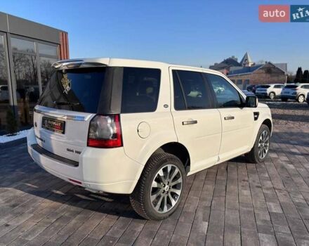 Білий Ленд Ровер Freelander, об'ємом двигуна 2.18 л та пробігом 235 тис. км за 14499 $, фото 7 на Automoto.ua