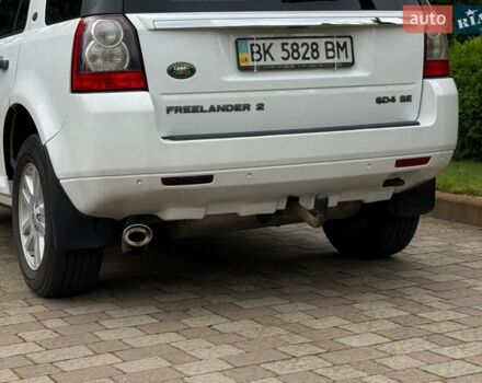 Білий Ленд Ровер Freelander, об'ємом двигуна 2.18 л та пробігом 295 тис. км за 13700 $, фото 45 на Automoto.ua