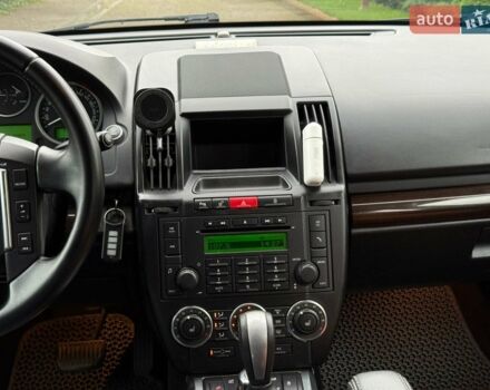 Білий Ленд Ровер Freelander, об'ємом двигуна 2.18 л та пробігом 295 тис. км за 13700 $, фото 36 на Automoto.ua