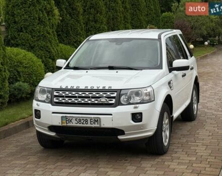 Білий Ленд Ровер Freelander, об'ємом двигуна 2.18 л та пробігом 295 тис. км за 13700 $, фото 1 на Automoto.ua