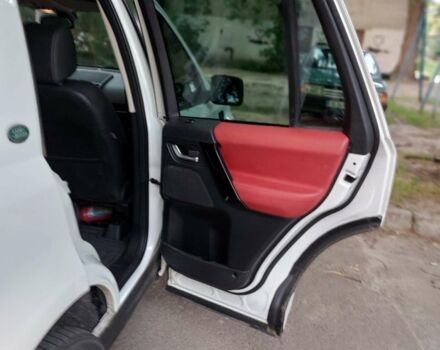 Білий Ленд Ровер Freelander, об'ємом двигуна 2 л та пробігом 117 тис. км за 12800 $, фото 7 на Automoto.ua