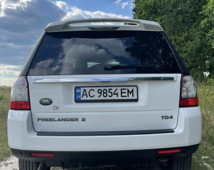 Белый Ленд Ровер Фрилендер, объемом двигателя 2.2 л и пробегом 380 тыс. км за 12450 $, фото 4 на Automoto.ua