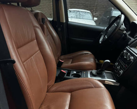 Білий Ленд Ровер Freelander, об'ємом двигуна 2 л та пробігом 115 тис. км за 15500 $, фото 38 на Automoto.ua