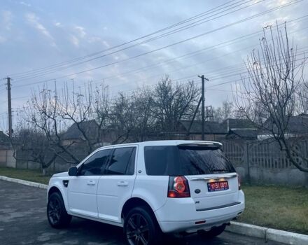 Белый Ленд Ровер Фрилендер, объемом двигателя 2 л и пробегом 200 тыс. км за 10900 $, фото 9 на Automoto.ua