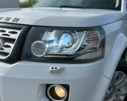 Білий Ленд Ровер Freelander, об'ємом двигуна 2.18 л та пробігом 275 тис. км за 14000 $, фото 9 на Automoto.ua