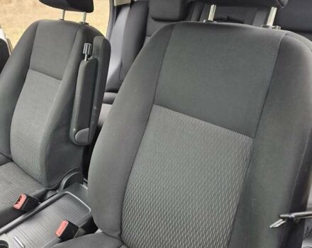 Білий Ленд Ровер Freelander, об'ємом двигуна 2.18 л та пробігом 193 тис. км за 15800 $, фото 7 на Automoto.ua