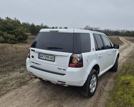 Білий Ленд Ровер Freelander, об'ємом двигуна 2.18 л та пробігом 193 тис. км за 15800 $, фото 4 на Automoto.ua