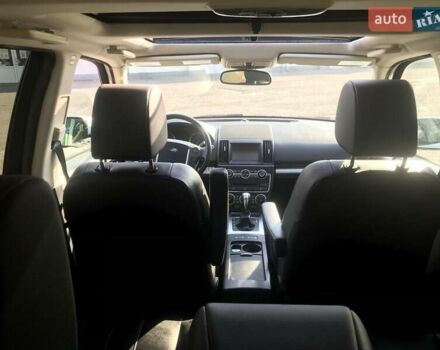 Білий Ленд Ровер Freelander, об'ємом двигуна 2 л та пробігом 230 тис. км за 11500 $, фото 4 на Automoto.ua