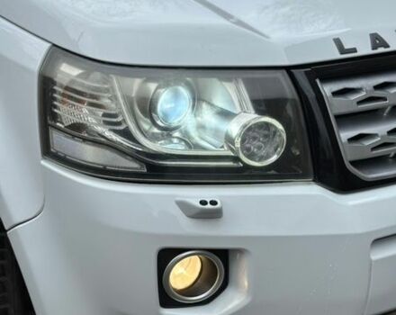 Белый Ленд Ровер Фрилендер, объемом двигателя 2.18 л и пробегом 275 тыс. км за 14200 $, фото 11 на Automoto.ua