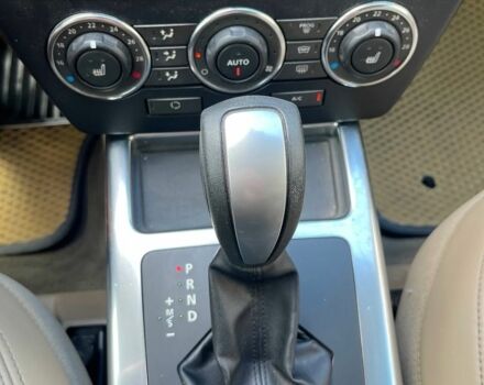 Білий Ленд Ровер Freelander, об'ємом двигуна 2.18 л та пробігом 149 тис. км за 16500 $, фото 10 на Automoto.ua