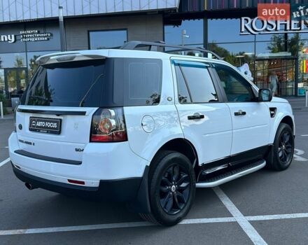 Білий Ленд Ровер Freelander, об'ємом двигуна 2.18 л та пробігом 347 тис. км за 12490 $, фото 6 на Automoto.ua