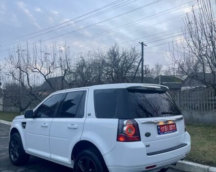 Белый Ленд Ровер Фрилендер, объемом двигателя 2 л и пробегом 200 тыс. км за 10900 $, фото 7 на Automoto.ua
