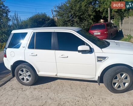 Білий Ленд Ровер Freelander, об'ємом двигуна 2.18 л та пробігом 250 тис. км за 14000 $, фото 1 на Automoto.ua