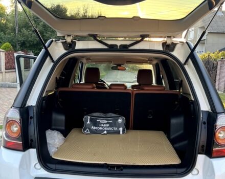 Білий Ленд Ровер Freelander, об'ємом двигуна 2.18 л та пробігом 290 тис. км за 15000 $, фото 12 на Automoto.ua