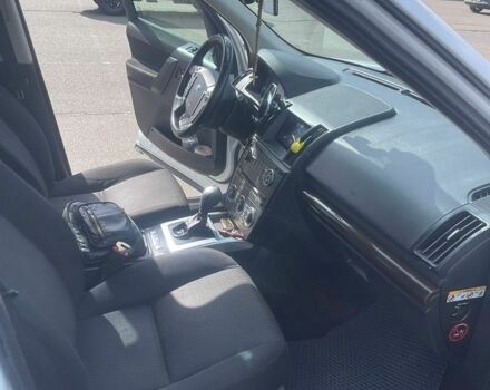 Білий Ленд Ровер Freelander, об'ємом двигуна 2.18 л та пробігом 418 тис. км за 13300 $, фото 6 на Automoto.ua