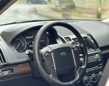 Белый Ленд Ровер Фрилендер, объемом двигателя 2.18 л и пробегом 275 тыс. км за 14200 $, фото 19 на Automoto.ua