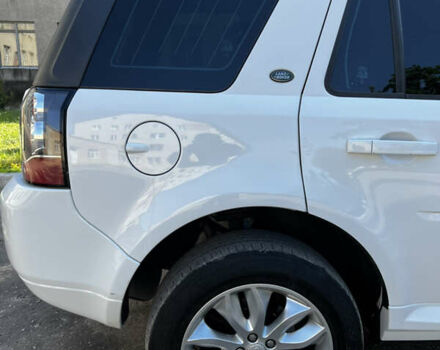 Білий Ленд Ровер Freelander, об'ємом двигуна 2.18 л та пробігом 174 тис. км за 16500 $, фото 12 на Automoto.ua