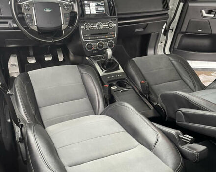 Белый Ленд Ровер Фрилендер, объемом двигателя 2.2 л и пробегом 207 тыс. км за 13950 $, фото 126 на Automoto.ua