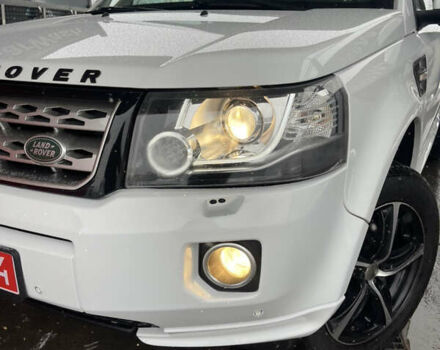 Белый Ленд Ровер Фрилендер, объемом двигателя 2.2 л и пробегом 207 тыс. км за 13950 $, фото 64 на Automoto.ua