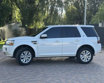 Белый Ленд Ровер Фрилендер, объемом двигателя 2 л и пробегом 236 тыс. км за 11900 $, фото 2 на Automoto.ua