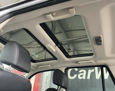 Белый Ленд Ровер Фрилендер, объемом двигателя 2.2 л и пробегом 207 тыс. км за 13950 $, фото 5 на Automoto.ua