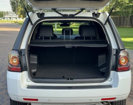 Белый Ленд Ровер Фрилендер, объемом двигателя 2 л и пробегом 236 тыс. км за 11900 $, фото 5 на Automoto.ua