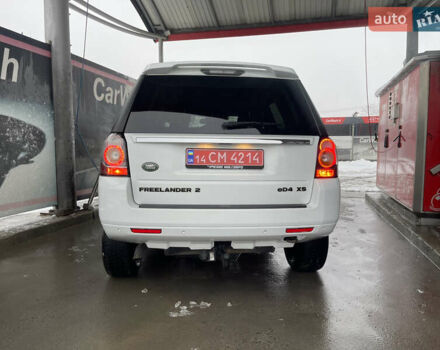 Белый Ленд Ровер Фрилендер, объемом двигателя 2.2 л и пробегом 207 тыс. км за 13950 $, фото 42 на Automoto.ua