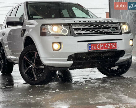 Белый Ленд Ровер Фрилендер, объемом двигателя 2.2 л и пробегом 207 тыс. км за 13950 $, фото 14 на Automoto.ua