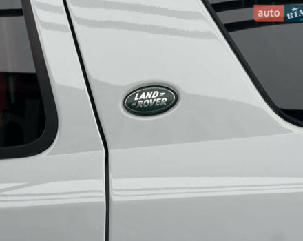 Белый Ленд Ровер Фрилендер, объемом двигателя 2.2 л и пробегом 207 тыс. км за 13950 $, фото 49 на Automoto.ua