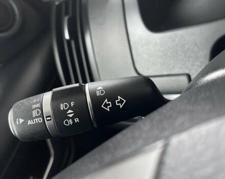 Белый Ленд Ровер Фрилендер, объемом двигателя 2.2 л и пробегом 207 тыс. км за 13950 $, фото 87 на Automoto.ua