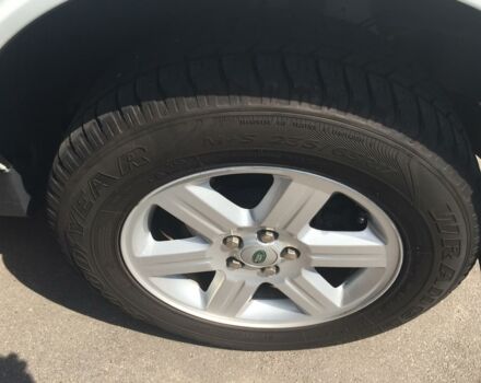 Білий Ленд Ровер Freelander, об'ємом двигуна 2.2 л та пробігом 80 тис. км за 25500 $, фото 4 на Automoto.ua