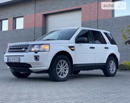 Білий Ленд Ровер Freelander, об'ємом двигуна 2.18 л та пробігом 180 тис. км за 12499 $, фото 3 на Automoto.ua