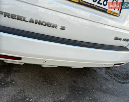 Білий Ленд Ровер Freelander, об'ємом двигуна 2.18 л та пробігом 174 тис. км за 16500 $, фото 28 на Automoto.ua