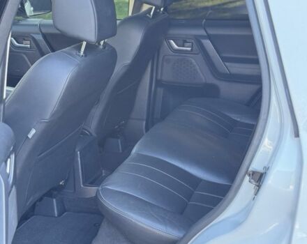 Белый Ленд Ровер Фрилендер, объемом двигателя 2 л и пробегом 236 тыс. км за 11900 $, фото 11 на Automoto.ua