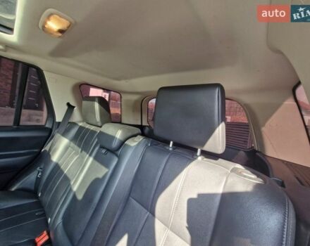 Белый Ленд Ровер Фрилендер, объемом двигателя 2 л и пробегом 250 тыс. км за 12200 $, фото 9 на Automoto.ua