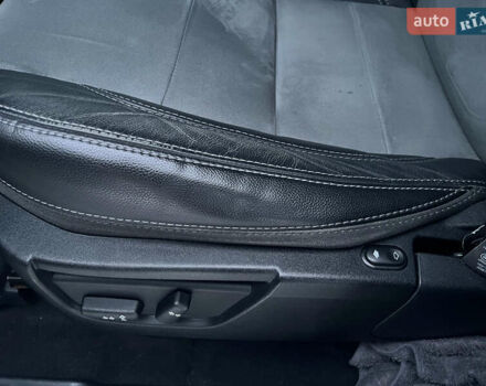 Білий Ленд Ровер Freelander, об'ємом двигуна 2.18 л та пробігом 225 тис. км за 12990 $, фото 66 на Automoto.ua