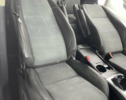 Белый Ленд Ровер Фрилендер, объемом двигателя 2.2 л и пробегом 207 тыс. км за 13950 $, фото 135 на Automoto.ua