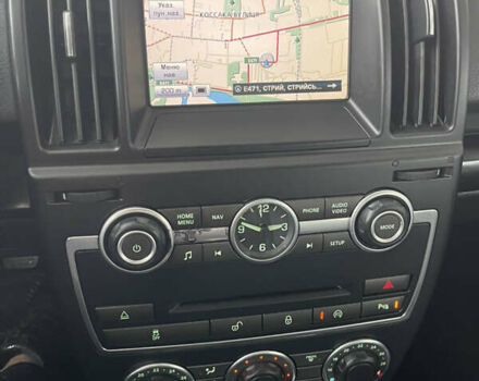 Белый Ленд Ровер Фрилендер, объемом двигателя 2.2 л и пробегом 207 тыс. км за 13950 $, фото 79 на Automoto.ua