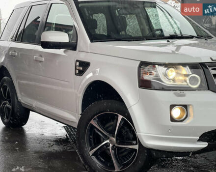 Белый Ленд Ровер Фрилендер, объемом двигателя 2.2 л и пробегом 207 тыс. км за 13950 $, фото 19 на Automoto.ua